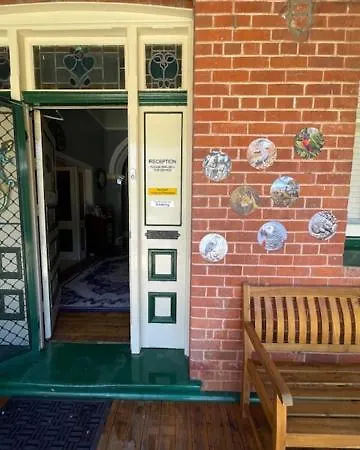 Historic Star Lodge And Station Masters House Narrandera Exterior photo